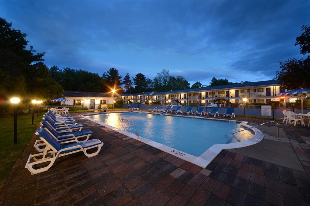 Turf And Spa Motel ซาราโทกาสปริงส์ ภายนอก รูปภาพ